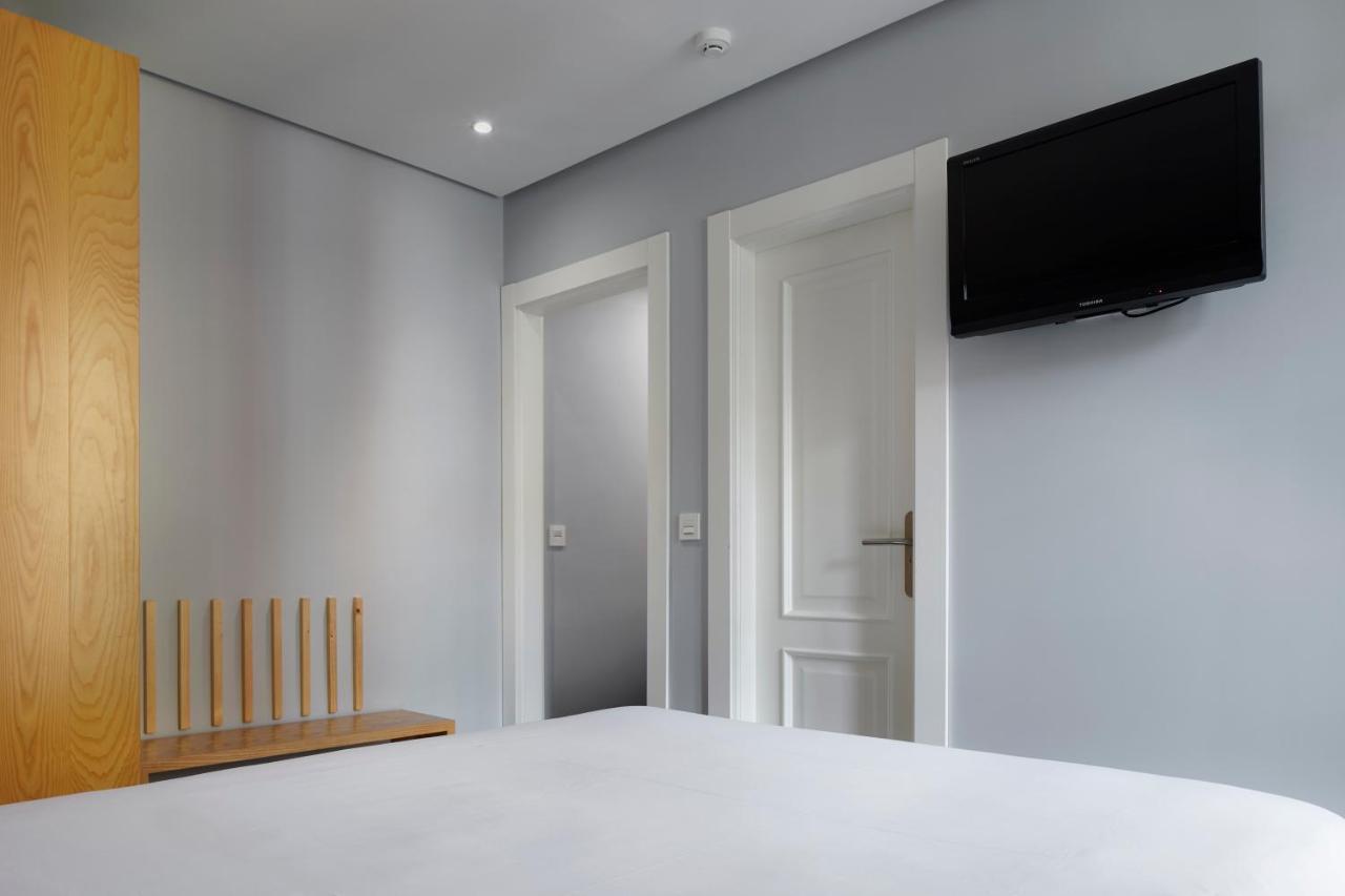Hotel Avenida Pamplona Kültér fotó