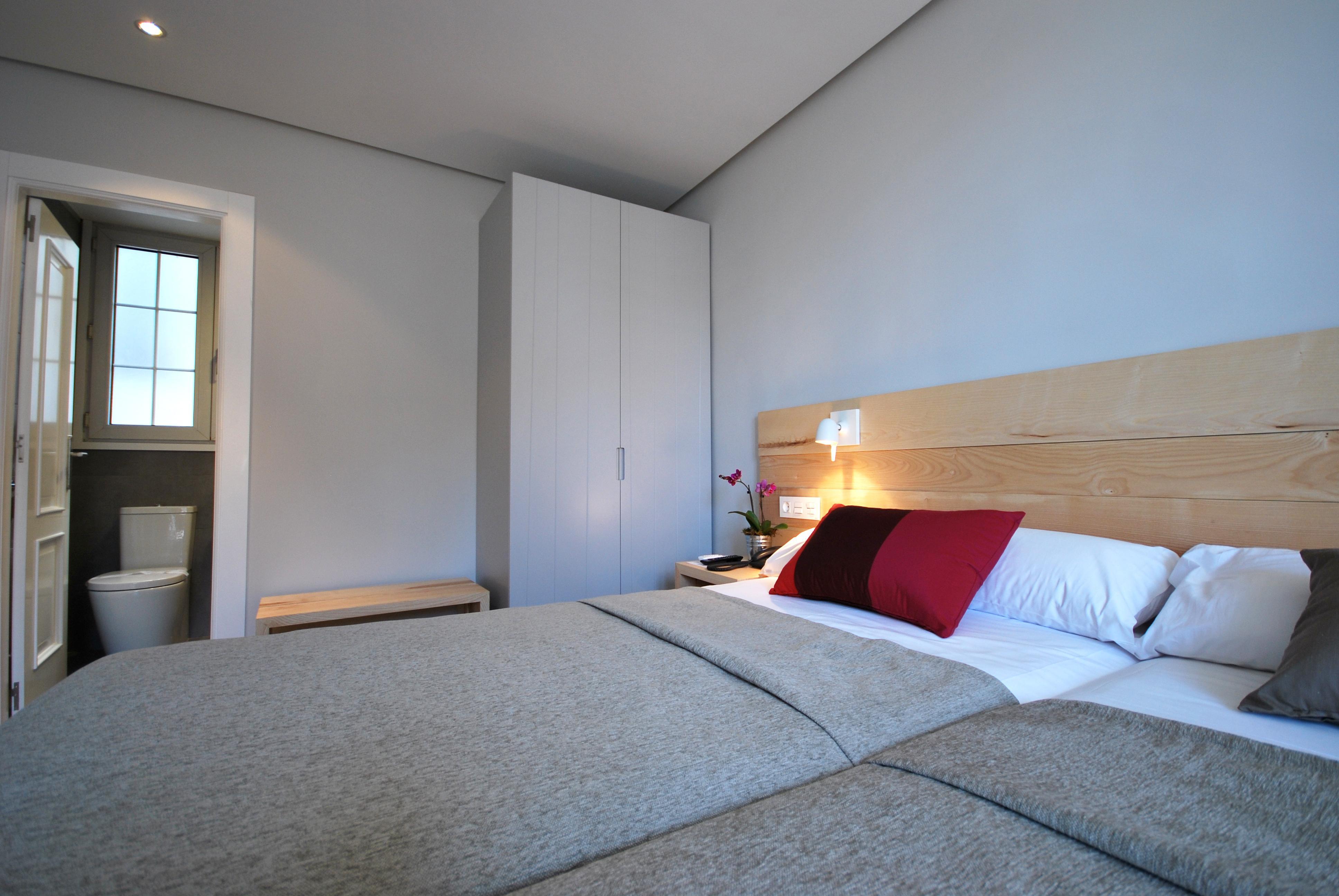Hotel Avenida Pamplona Kültér fotó